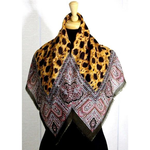 NEW GLENTEX JAPAN BROWN BEIGE RED ANIMAL PRINT PAISLEY POLYESTER WRAP SCARF - Picture 3 of 5